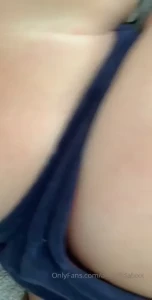 10498898
