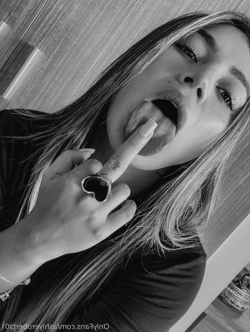 Ashlye Roberts♎️🌎💫 [ ashlyeroberts01 ] Onlyfans leaked photo 8934345 on Hotleaks.tv