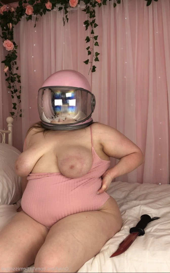  [ littlemissroyal ] Onlyfans leaked photo 4638484 on Hotleaks.tv