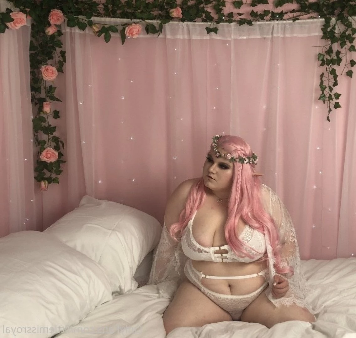  [ littlemissroyal ] Onlyfans leaked photo 4641284 on Hotleaks.tv