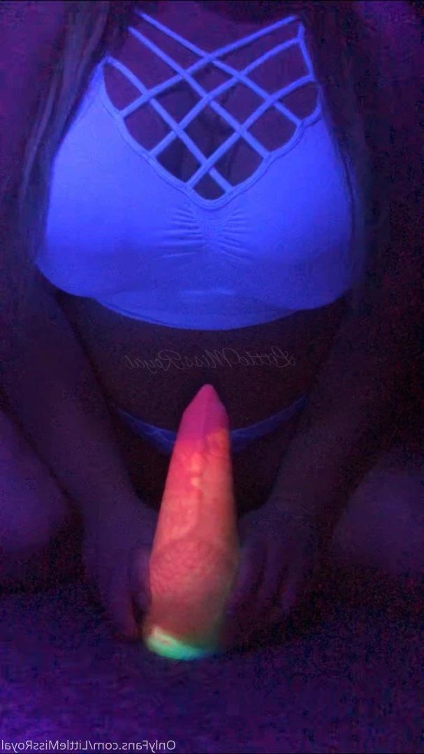  [ littlemissroyal ] Onlyfans leaked photo 4650760 on Hotleaks.tv