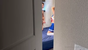 15852286