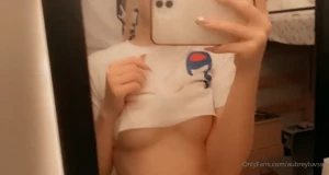 10496458