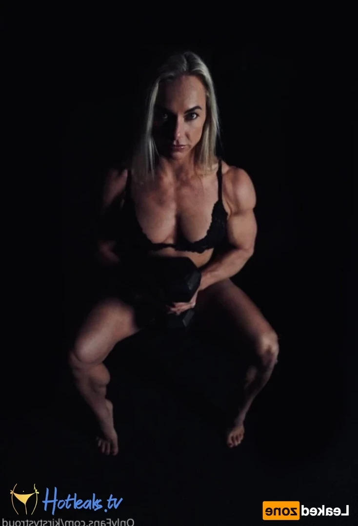 avaxofoxx Onlyfans leaked photo 15443520 on Hotleaks.tv