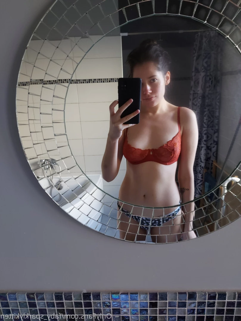 avaxofoxx Onlyfans leaked photo 15527213 on Hotleaks.tv