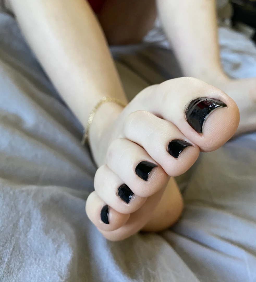 averyysfeet Onlyfans leaked photo 13009022 on Hotleaks.tv