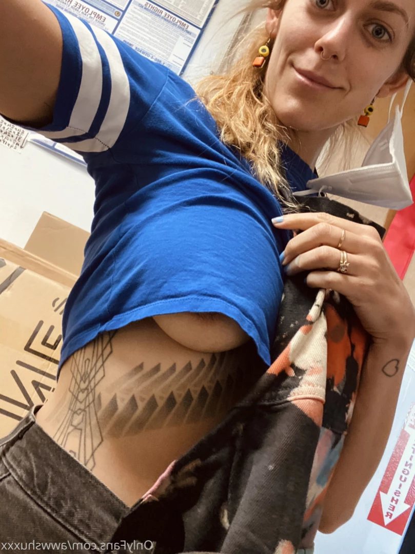 Aww Shuxxx [ awwshuxxx ] Onlyfans leaked photo 14623360 on Hotleaks.tv