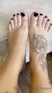 10492661