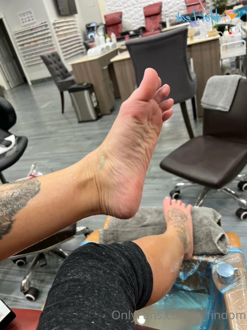 Sorceress Bebe [ b_findom ] Onlyfans leaked photo 12909028 on Hotleaks.tv