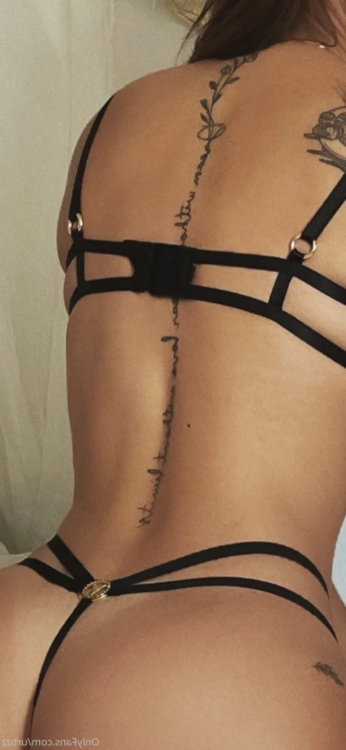 Bella [ babybellllzzzz ] Onlyfans leaked photo 13029774 on Hotleaks.tv