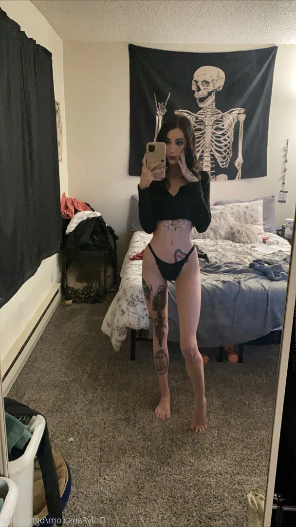 babygirlbrooklyn [ babygirlbrklyn ] Onlyfans leaked photo 10266516 on Hotleaks.tv