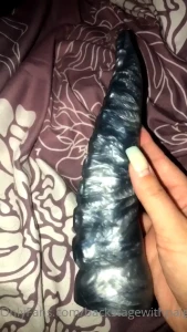 10491299