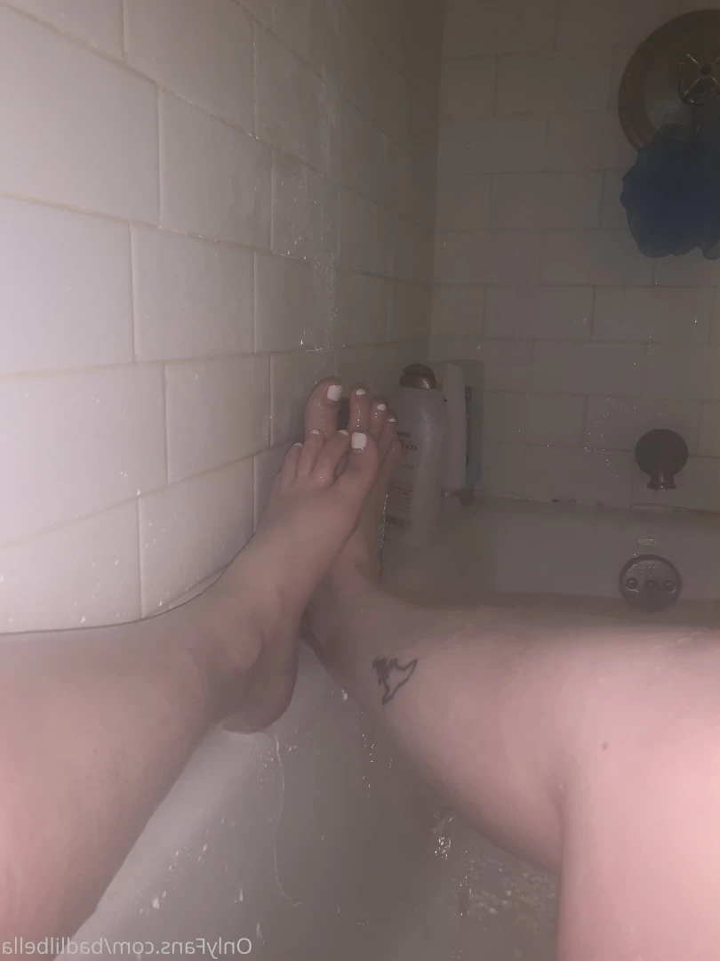 Bad Lil Bella [ badlilbella ] Onlyfans leaked photo 9989485 on Hotleaks.tv