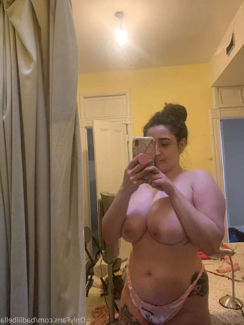 Bad Lil Bella [ badlilbella ] Onlyfans leaked photo 9991726 on Hotleaks.tv
