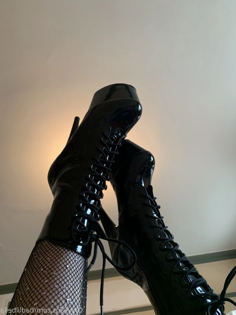 Bad Lil Bella [ badlilbella ] Onlyfans leaked photo 9991872 on Hotleaks.tv