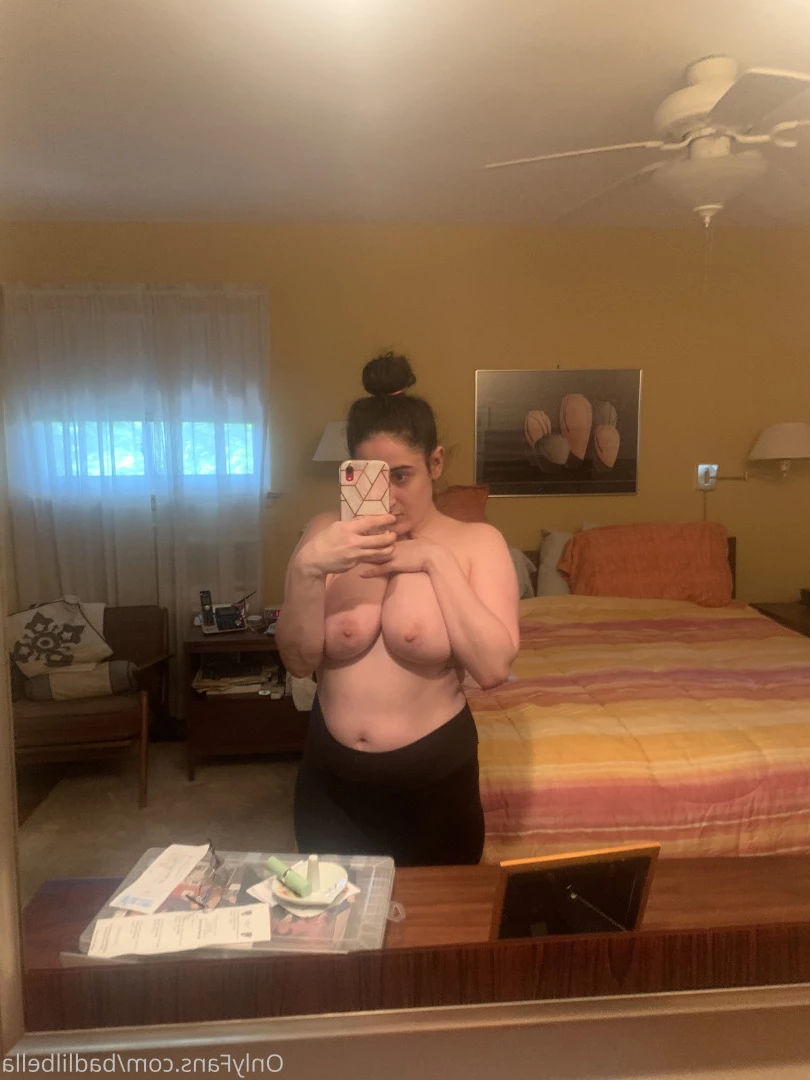 Bad Lil Bella [ badlilbella ] Onlyfans leaked photo 9992094 on Hotleaks.tv