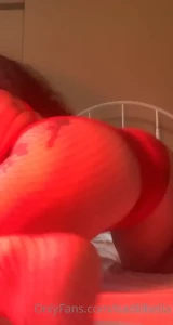 10490609