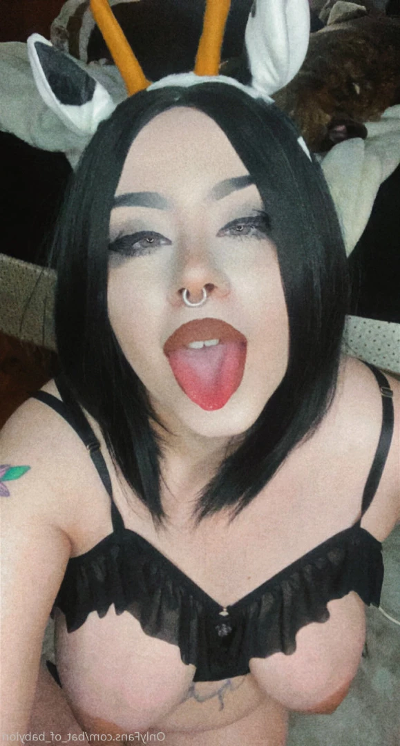 Olivia 🦇 [ bat_of_babylon ] Onlyfans leaked photo 10266145 on Hotleaks.tv