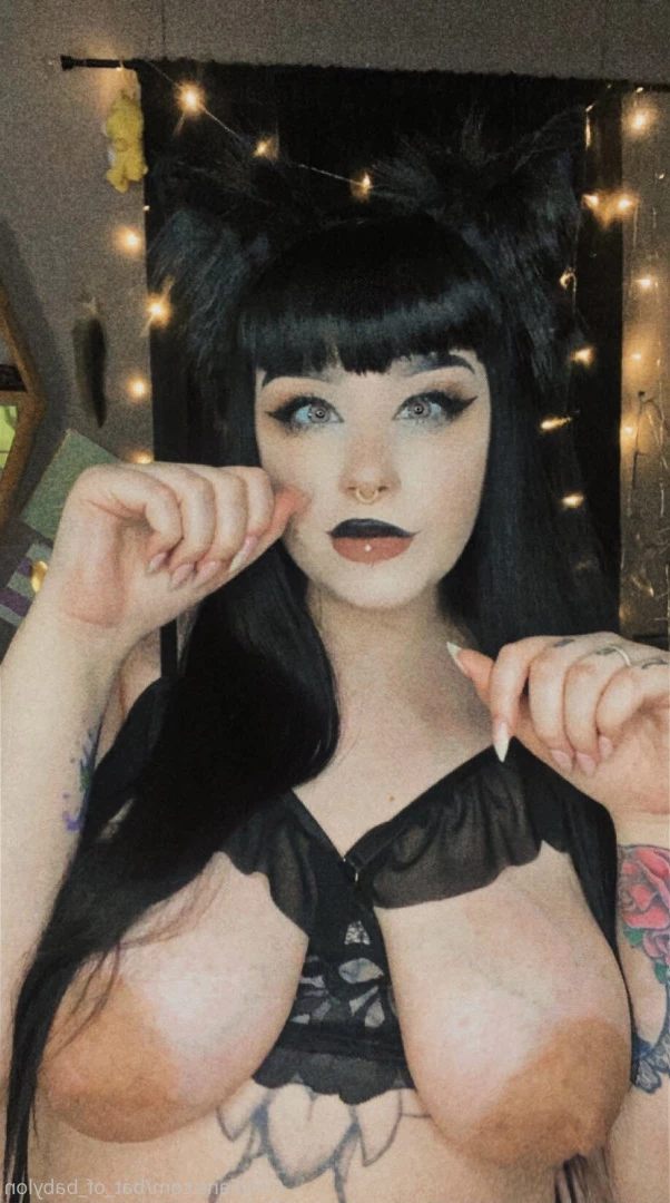 Olivia 🦇 [ bat_of_babylon ] Onlyfans leaked photo 10266262 on Hotleaks.tv