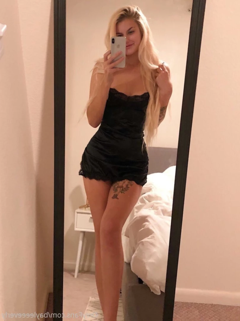 Baylee ♡ [ bayleeeeverly ] Onlyfans leaked photo 15360976 on Hotleaks.tv