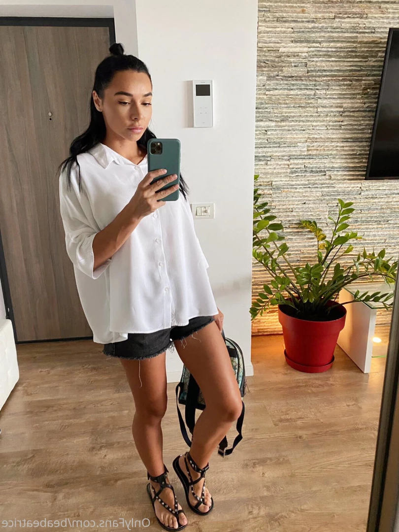 Beatrice [ beabeatrice ] Onlyfans leaked photo 9014732 on Hotleaks.tv