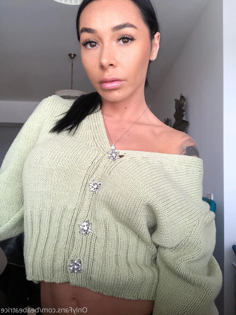 Beatrice [ beabeatrice ] Onlyfans leaked photo 9019674 on Hotleaks.tv