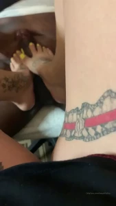 10486699