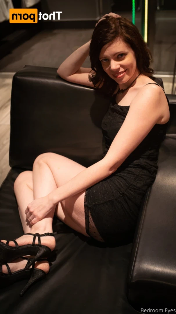 Bedroom Eyes [ bedroom_eyes ] Onlyfans leaked photo 11678738 on Hotleaks.tv