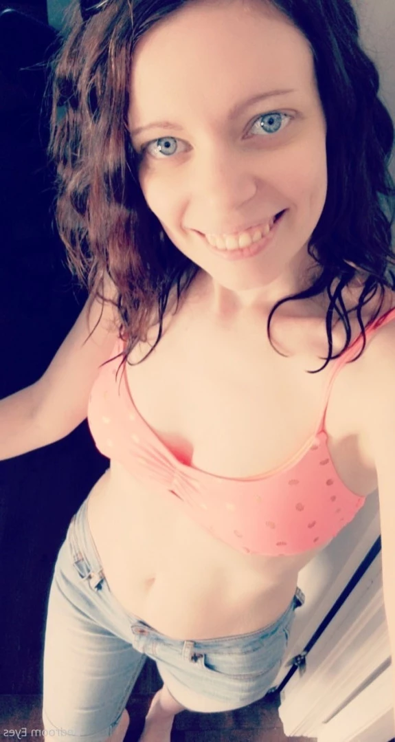 Bedroom Eyes [ bedroom_eyes ] Onlyfans leaked photo 13358475 on Hotleaks.tv
