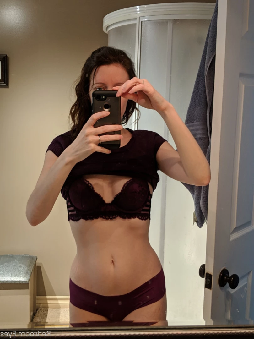 Bedroom Eyes [ bedroom_eyes ] Onlyfans leaked photo 14035427 on Hotleaks.tv