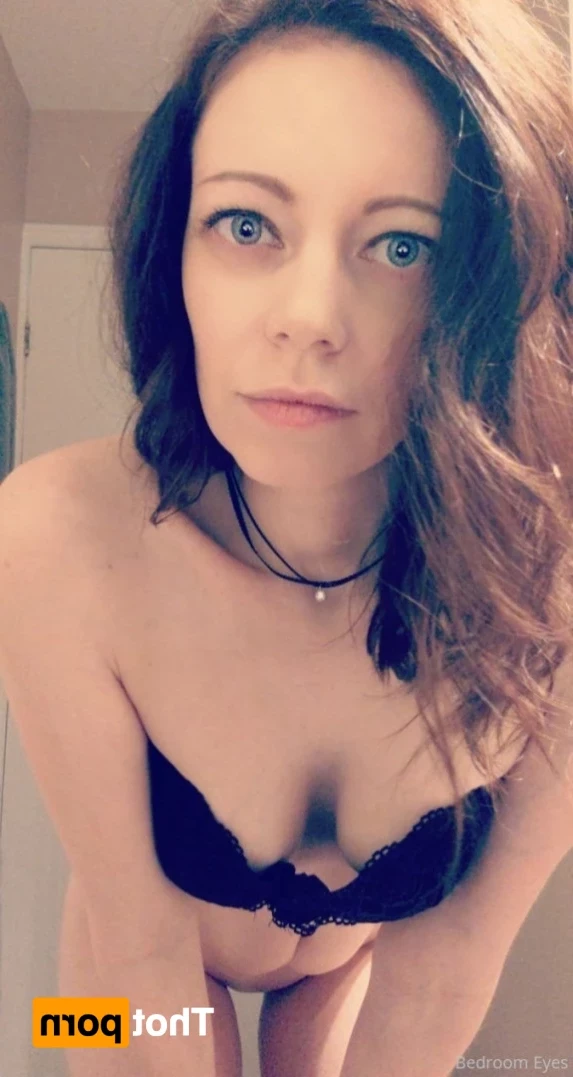 Bedroom Eyes [ bedroom_eyes ] Onlyfans leaked photo 16121653 on Hotleaks.tv