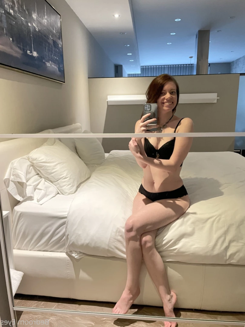 Bedroom Eyes [ bedroom_eyes ] Onlyfans leaked photo 16121815 on Hotleaks.tv