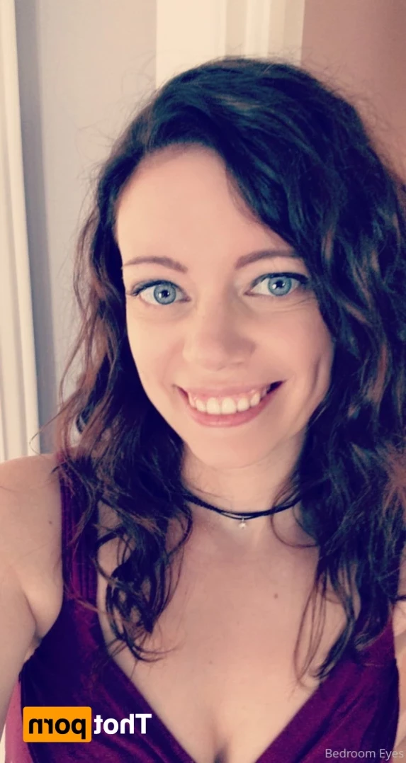 Bedroom Eyes [ bedroom_eyes ] Onlyfans leaked photo 16122297 on Hotleaks.tv