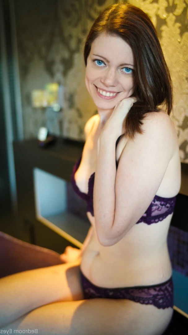Bedroom Eyes [ bedroom_eyes ] Onlyfans leaked photo 16122429 on Hotleaks.tv