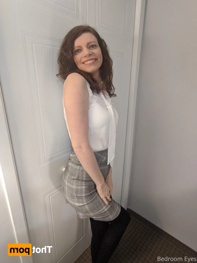 Bedroom Eyes [ bedroom_eyes ] Onlyfans leaked photo 16123022 on Hotleaks.tv