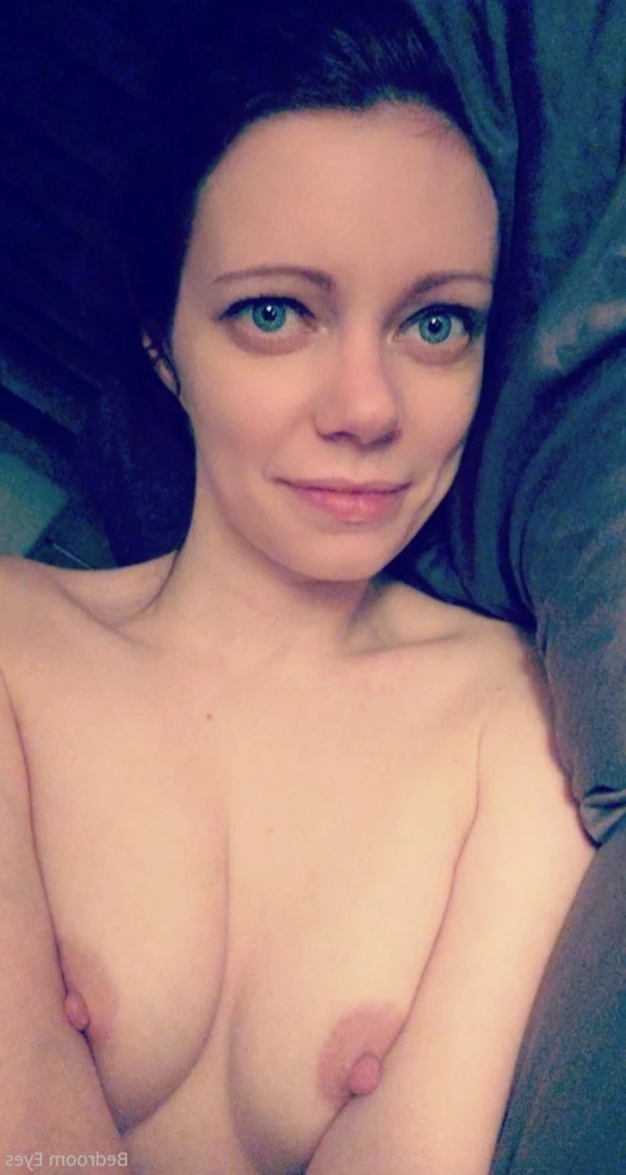 Bedroom Eyes [ bedroom_eyes ] Onlyfans leaked photo 16123240 on Hotleaks.tv