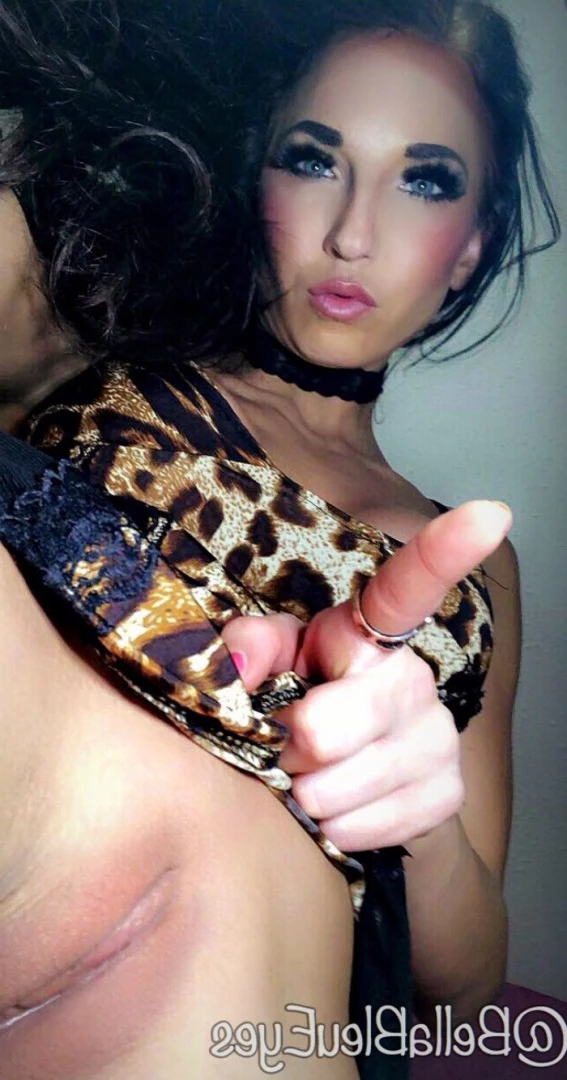 Bellla Bleu [ bellableueyes ] Onlyfans leaked photo 8868173 on Hotleaks.tv