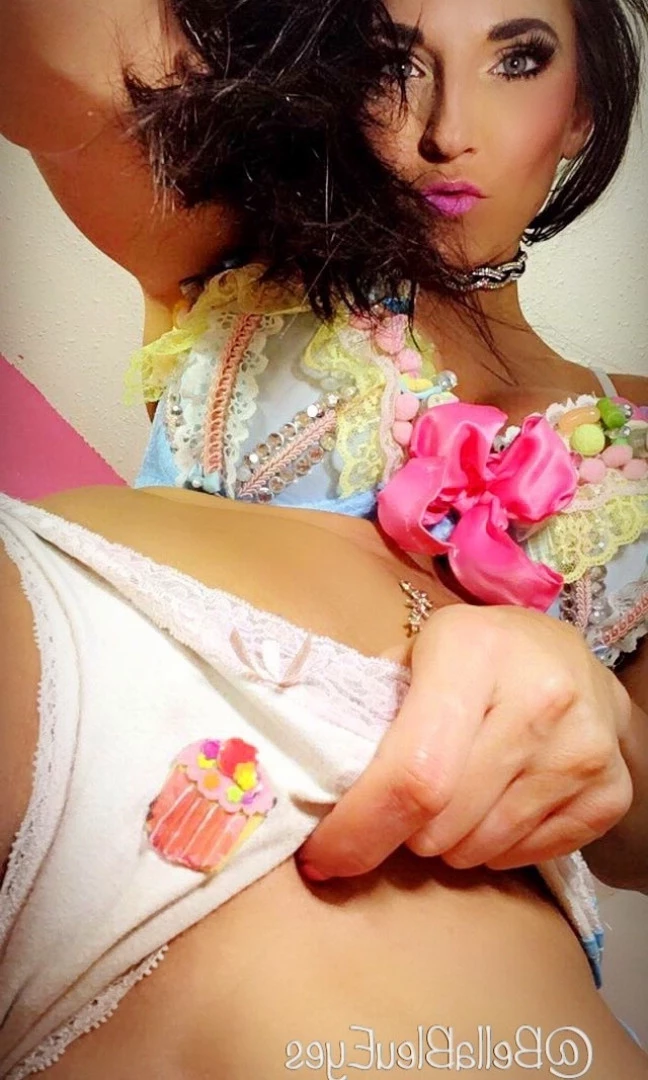 Bellla Bleu [ bellableueyes ] Onlyfans leaked photo 8873840 on Hotleaks.tv