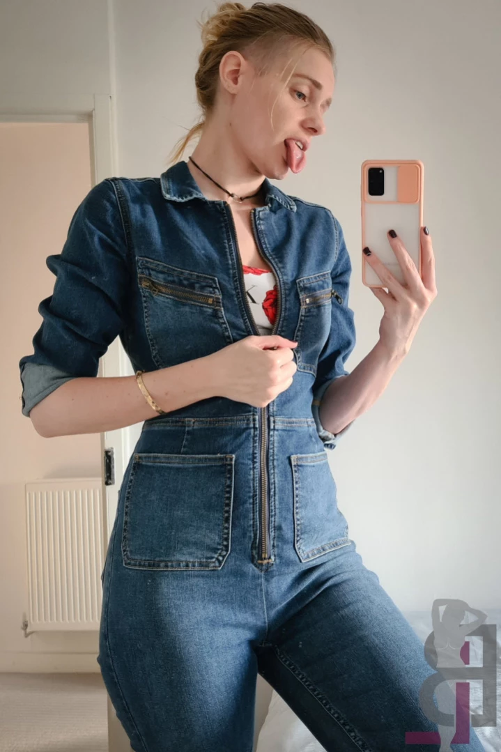 belle-lou Onlyfans leaked photo 13011214 on Hotleaks.tv