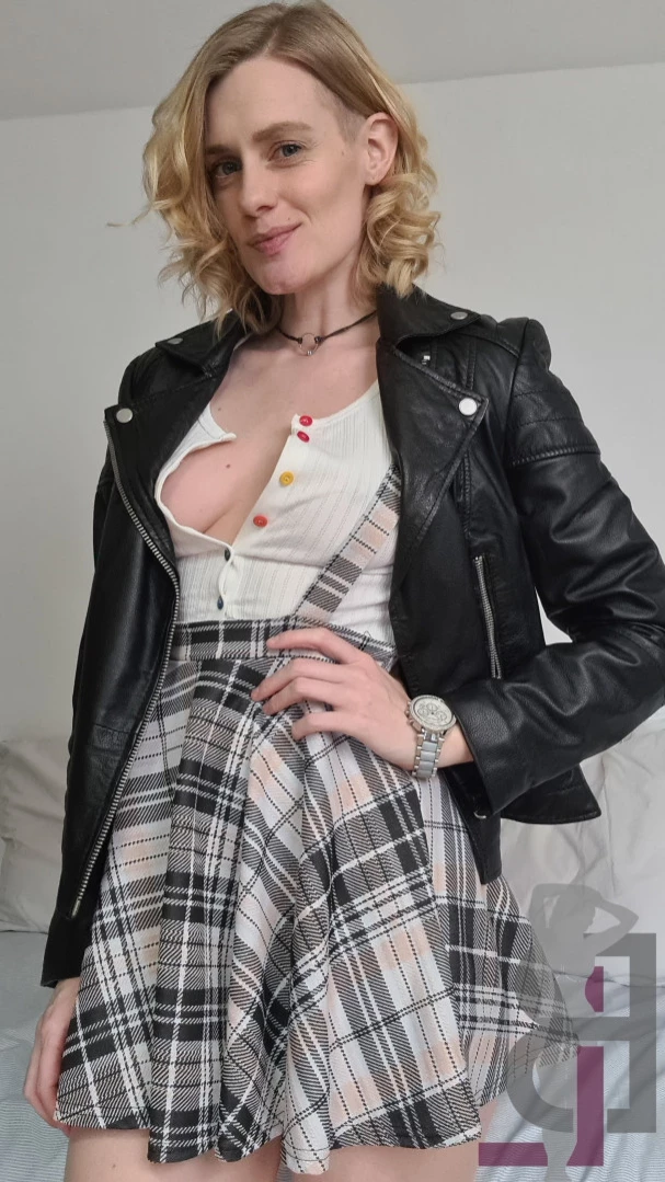 belle-lou Onlyfans leaked photo 13021882 on Hotleaks.tv