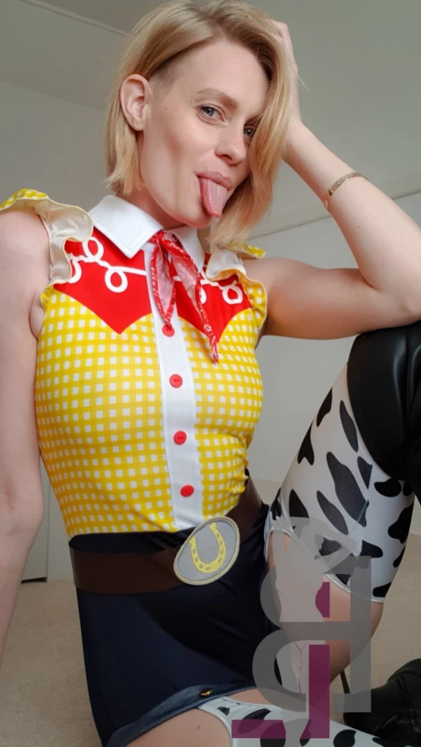 belle-lou Onlyfans leaked photo 13270960 on Hotleaks.tv