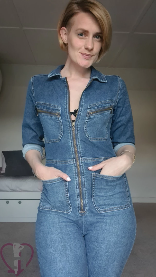 belle-lou Onlyfans leaked photo 14337996 on Hotleaks.tv