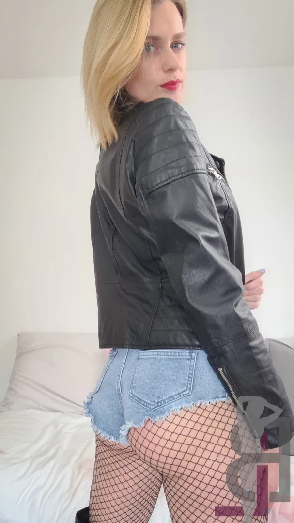 belle-lou Onlyfans leaked photo 15360803 on Hotleaks.tv