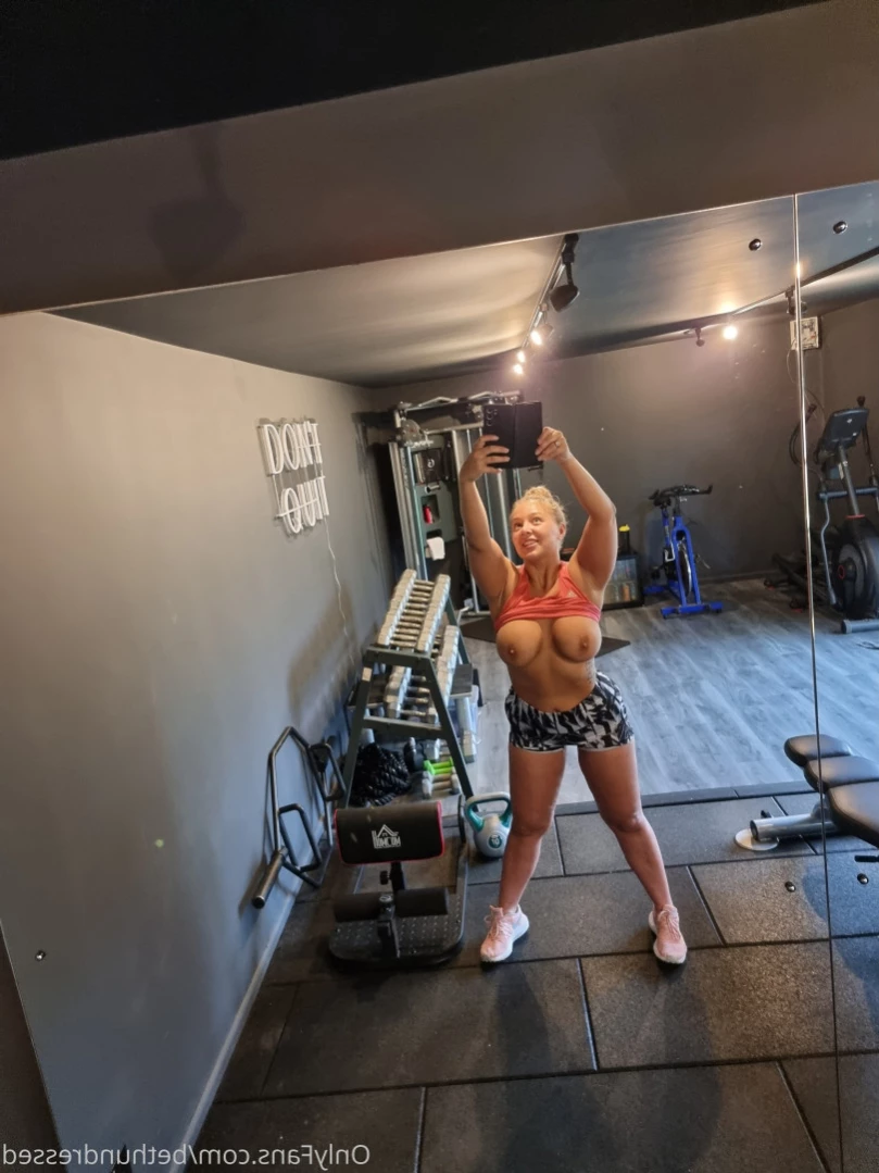 Beth Bennett [ bethundressed ] Onlyfans leaked photo 10854342 on Hotleaks.tv