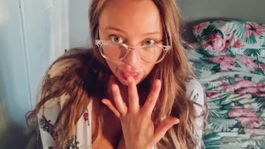 Beth Bennett [ bethundressed ] Onlyfans leaked video 14043846 on Hotleaks.tv