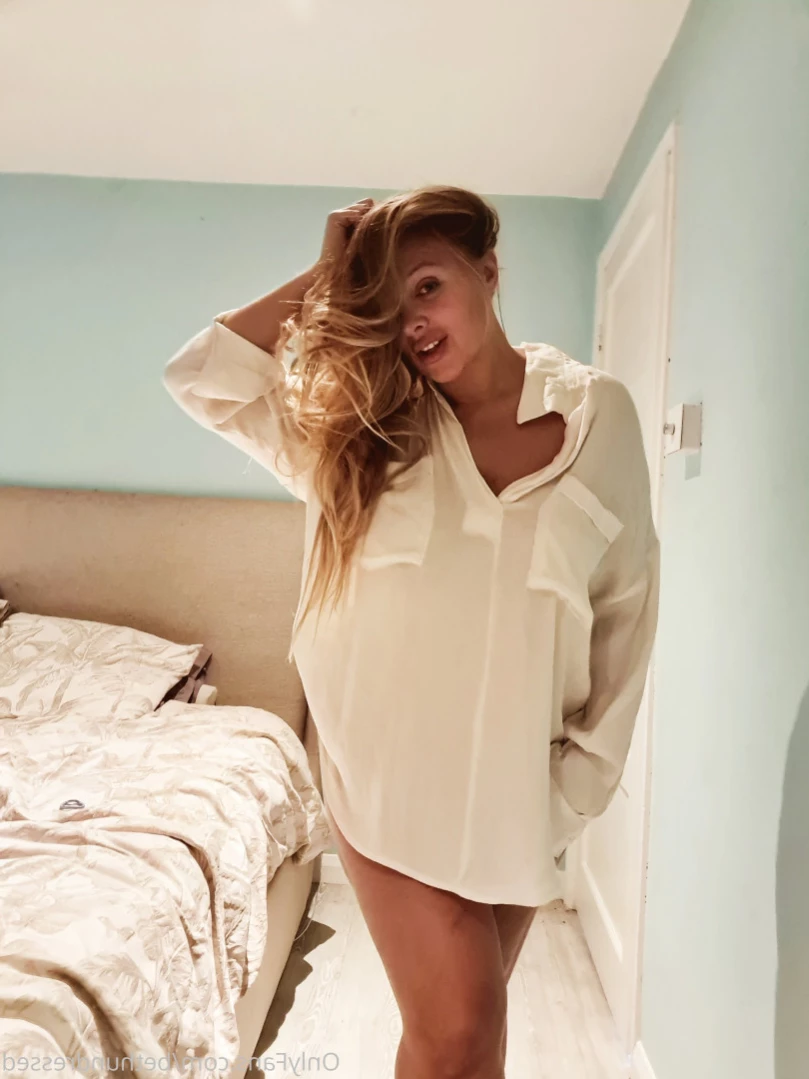 Beth Bennett [ bethundressed ] Onlyfans leaked photo 14924451 on Hotleaks.tv