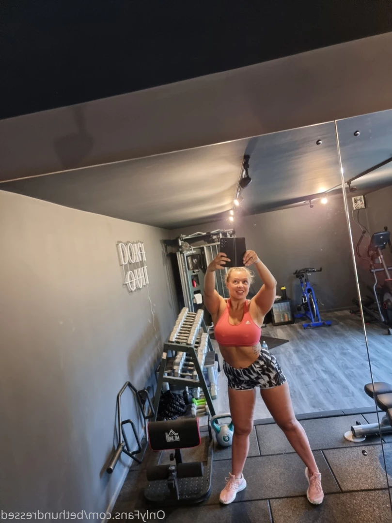 Beth Bennett [ bethundressed ] Onlyfans leaked photo 15493451 on Hotleaks.tv