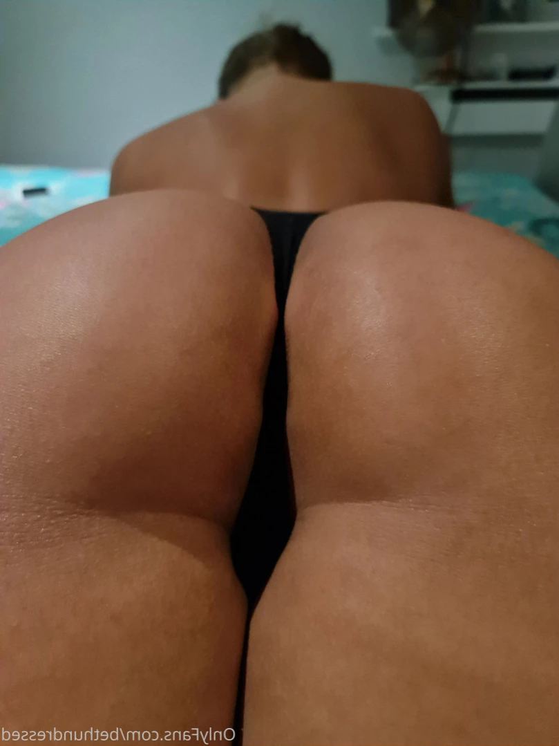 Beth Bennett [ bethundressed ] Onlyfans leaked photo 15524929 on Hotleaks.tv