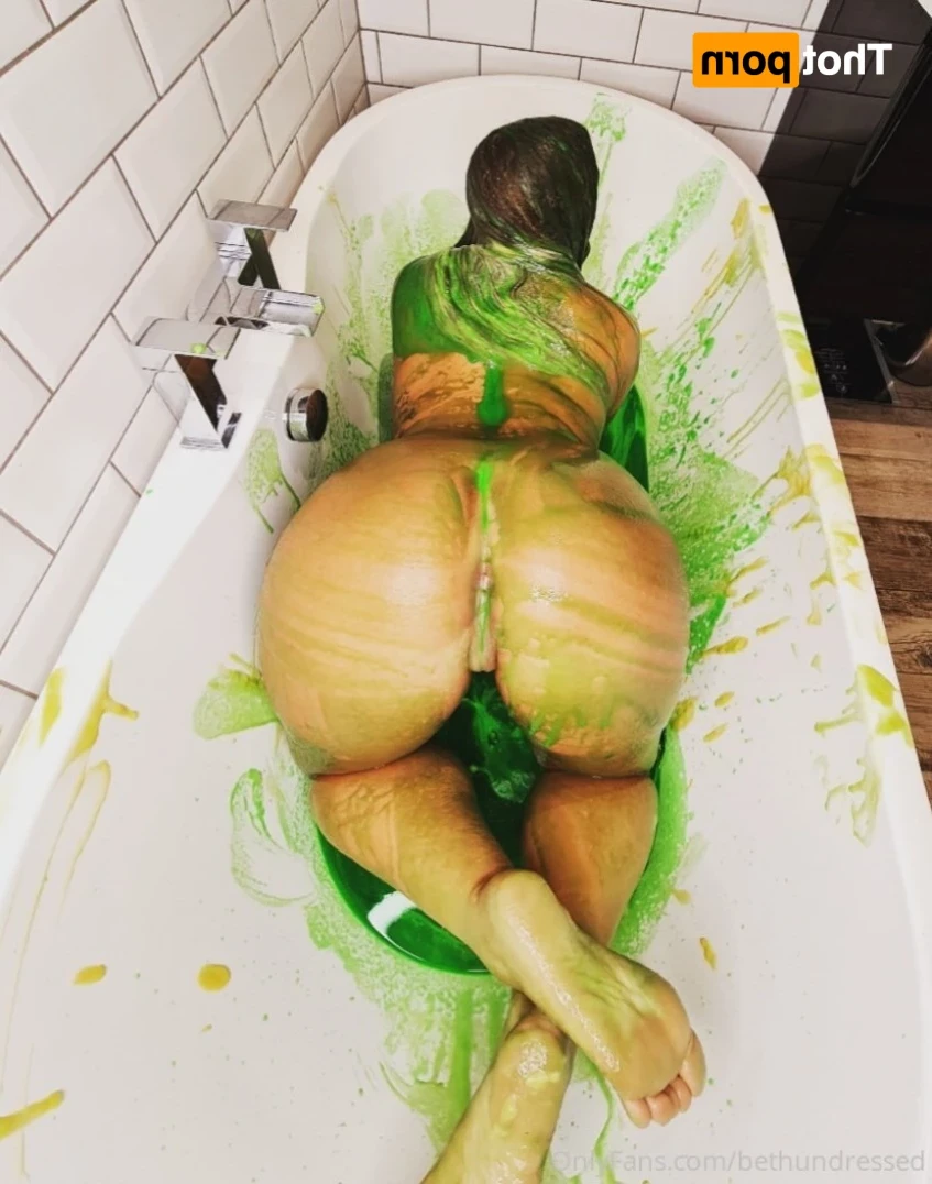 Beth Bennett [ bethundressed ] Onlyfans leaked photo 16110833 on Hotleaks.tv