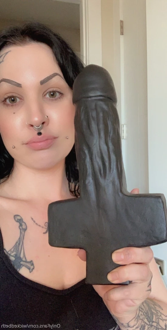 Backdoor Goth 🦇 [ bettyclark ] Onlyfans leaked photo 8815525 on Hotleaks.tv